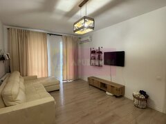 De vanzare apartament cu 2 camere si loc de parcare, 120000€